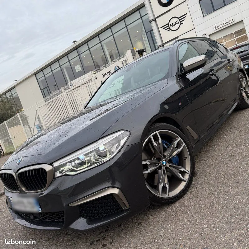 BMW 5 Series 2018 photo 2