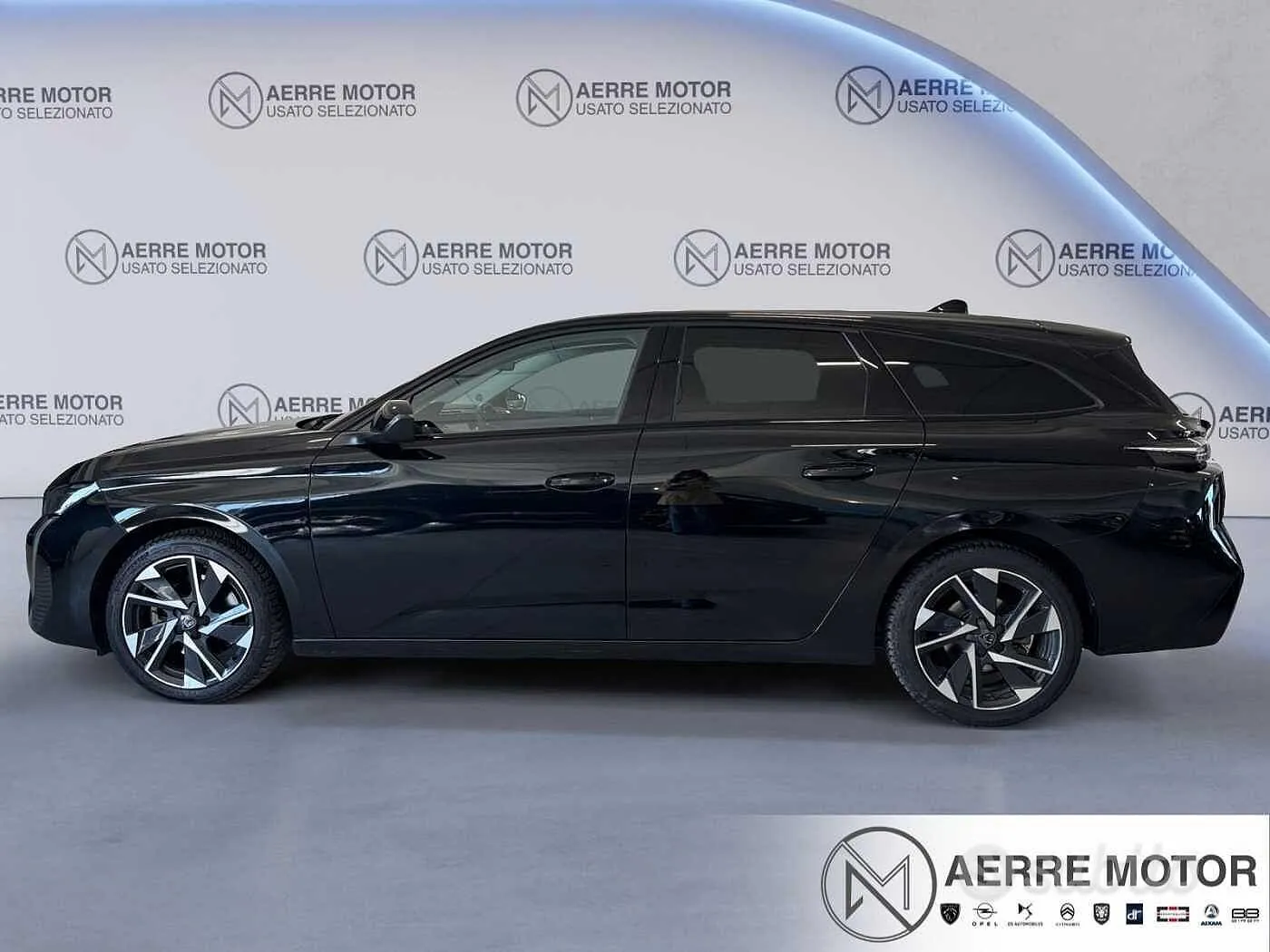 Peugeot 308 2023 photo 4