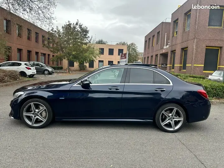 Mercedes-Benz C-Class 2018 photo 5