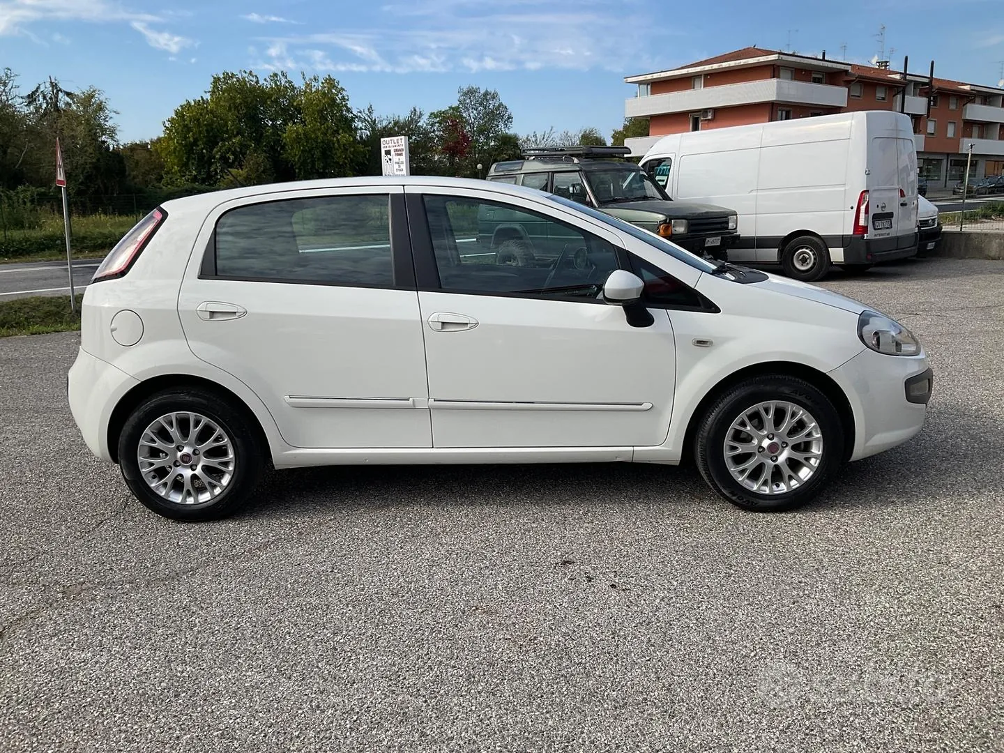 Fiat Punto Evo 2011 photo 5