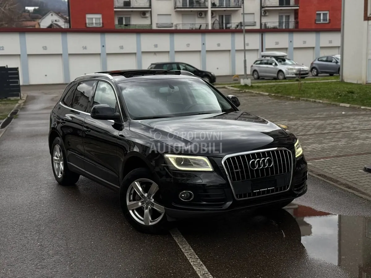 Audi Q5 2012 photo 2