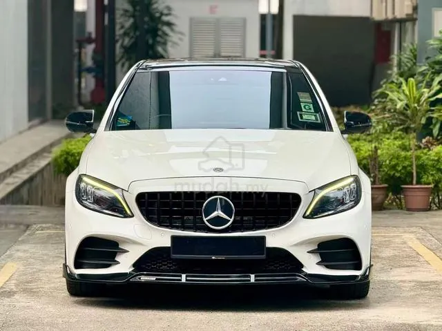 Mercedes-Benz C300