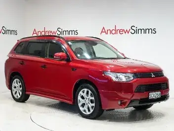 Mitsubishi Outlander 2015 photo 2