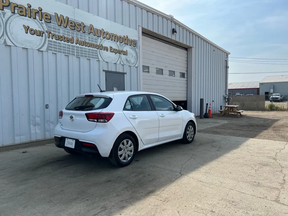 Kia Rio5 2021 photo 5