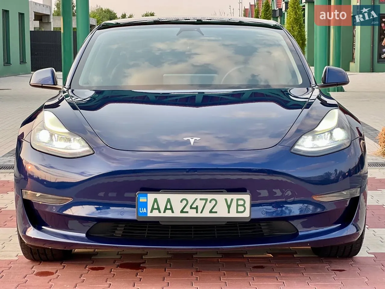 Tesla Model 3 2021 photo 2