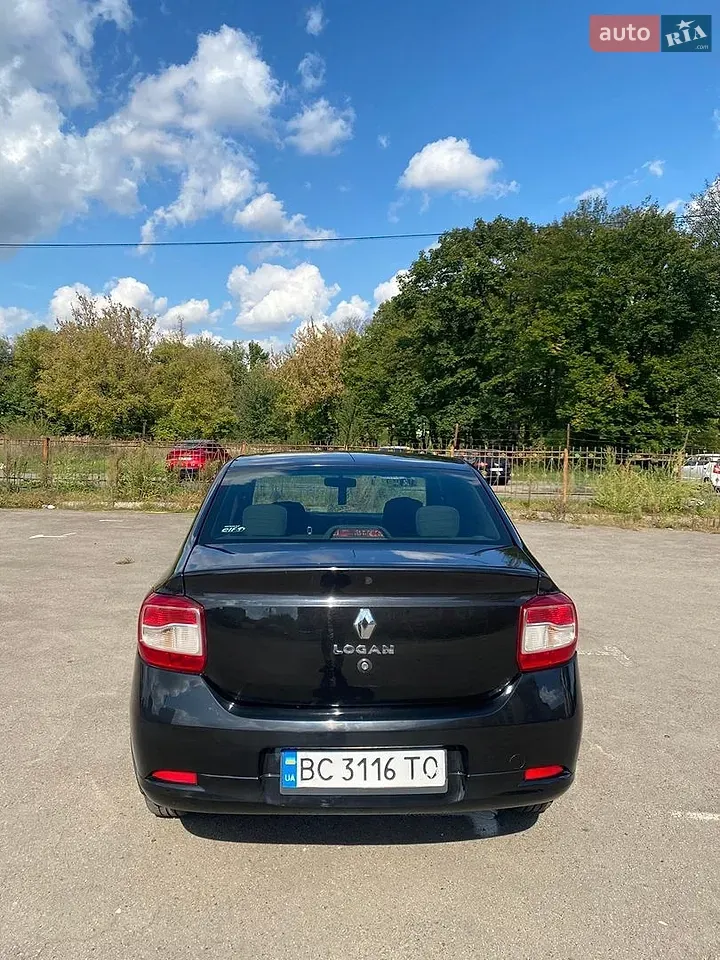 Renault Logan 2013 photo 5