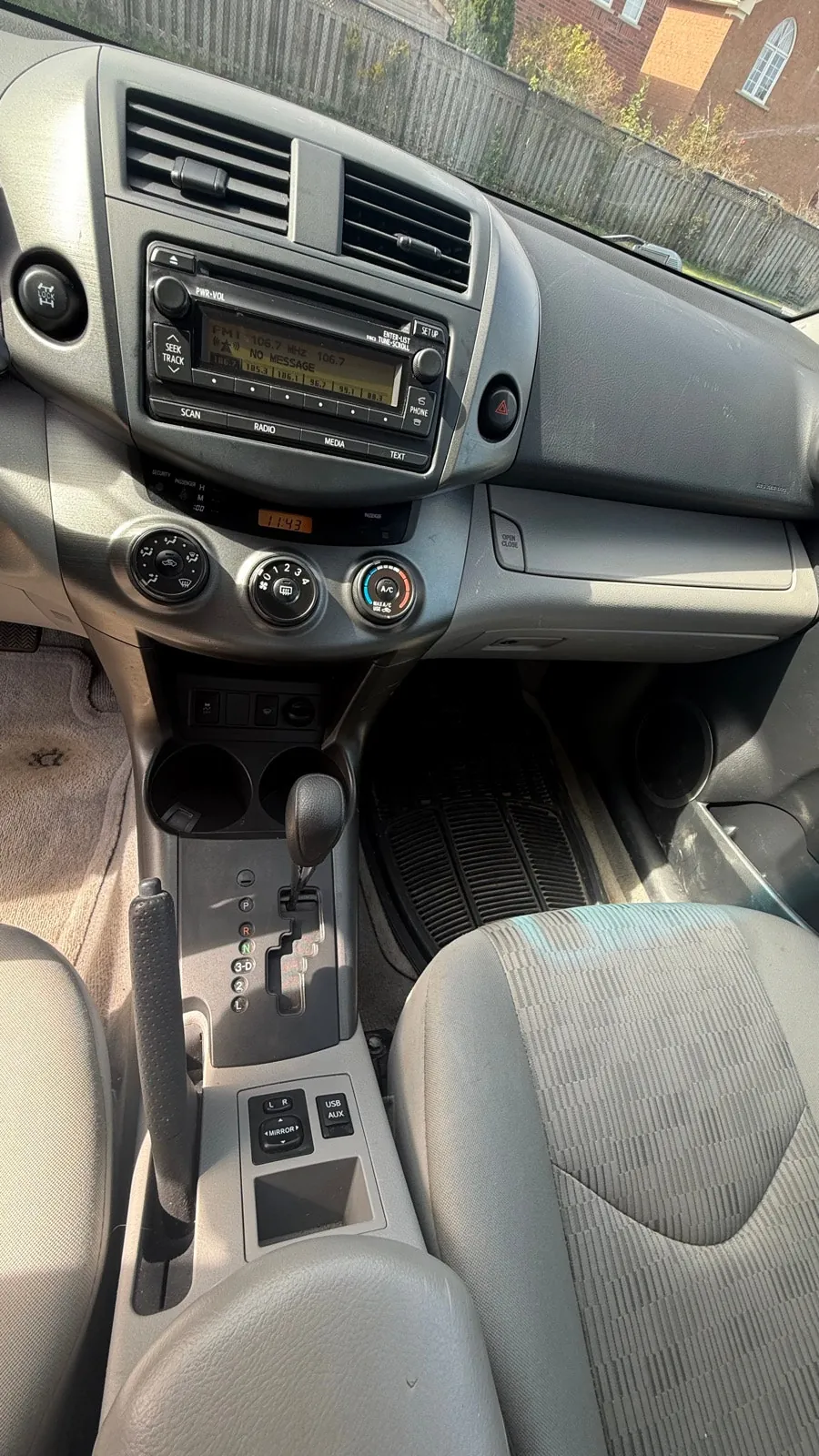 Toyota Rav4 2012 photo 2