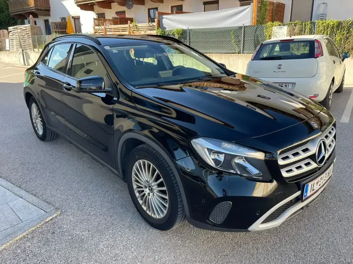 Mercedes-Benz Gla 2018 photo 3