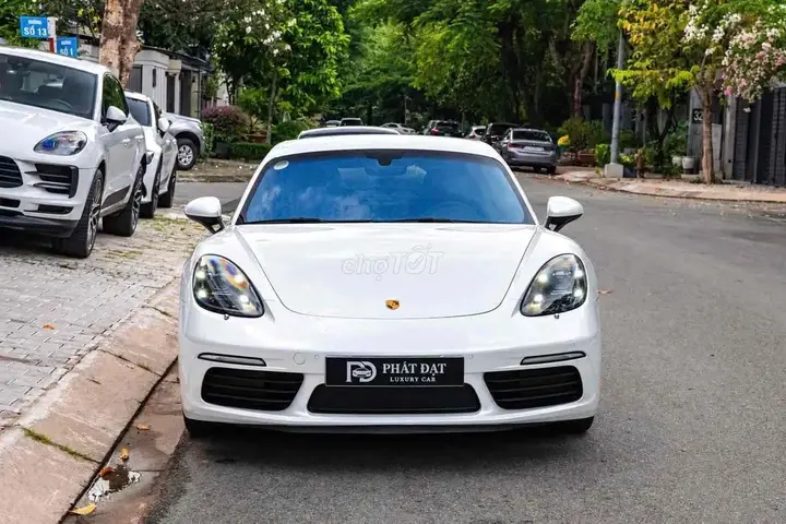 Porsche 718 Cayman