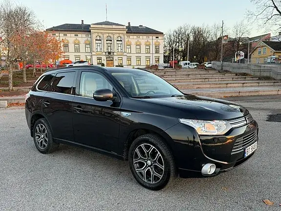 Mitsubishi Outlander 2014 photo 4