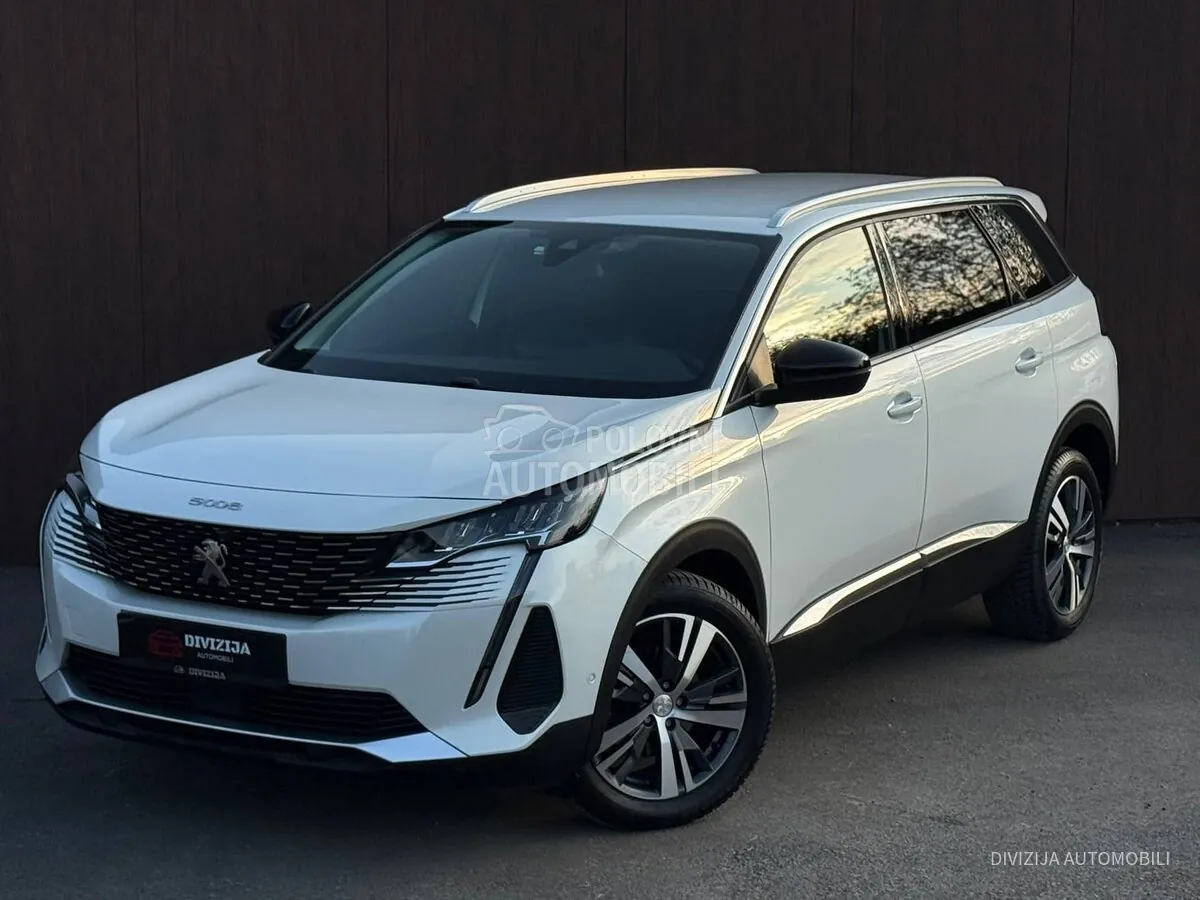 Peugeot 5008 2022 photo 2