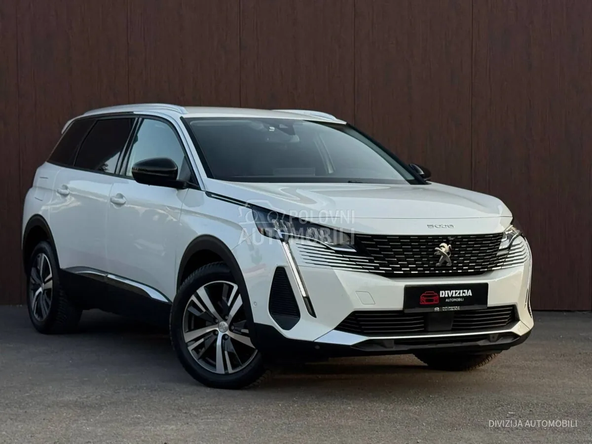 Peugeot 5008 2022 photo 3