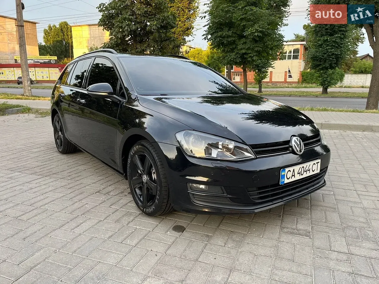Volkswagen Golf 2013 photo 2