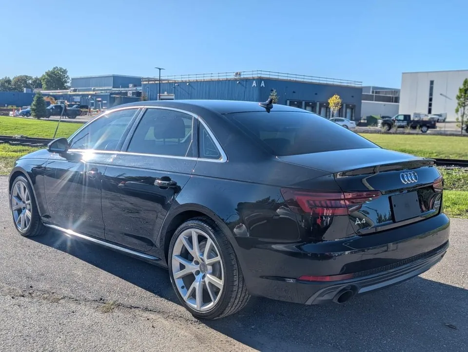 Audi A4 2018 photo 4