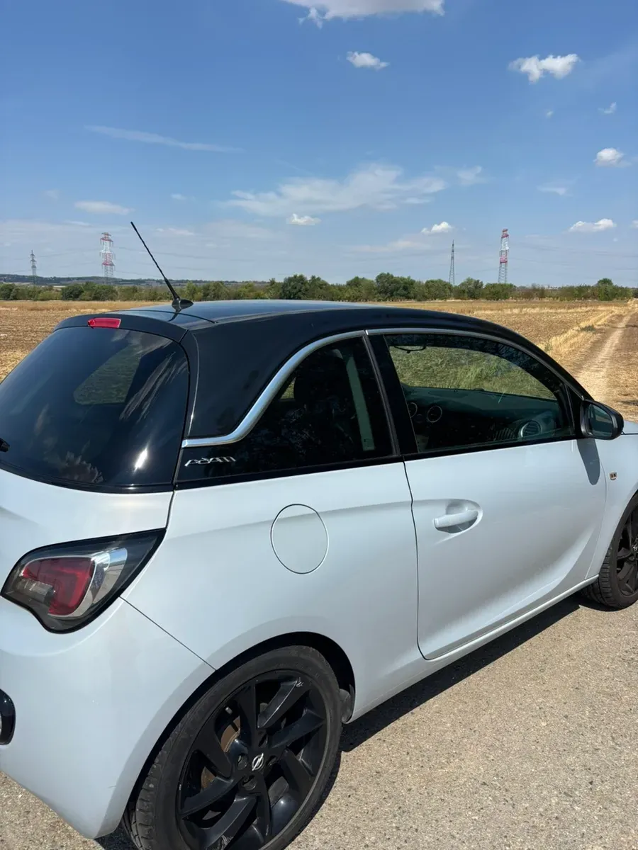 Opel Adam