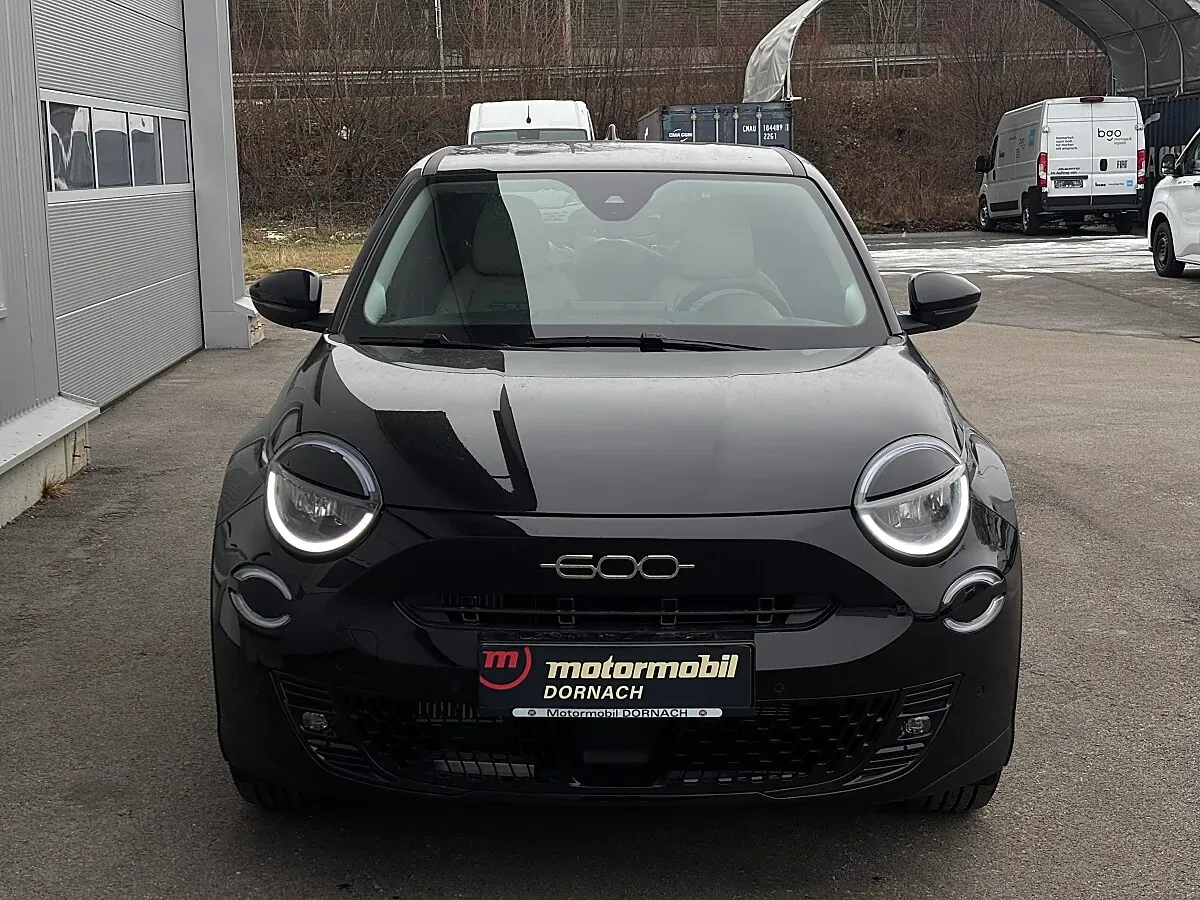 Fiat 600 2026 photo 2