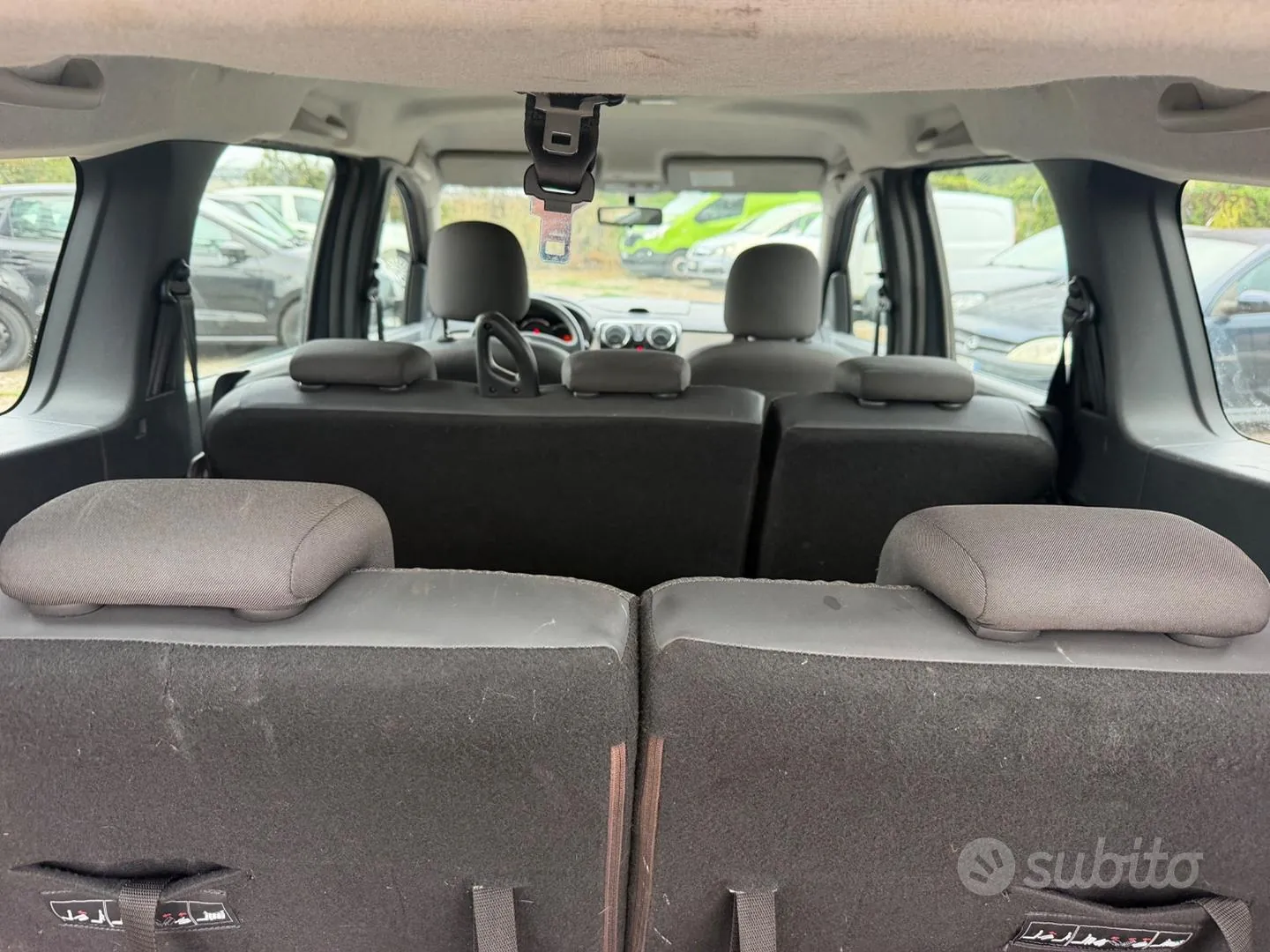 Dacia Lodgy 2012 photo 5