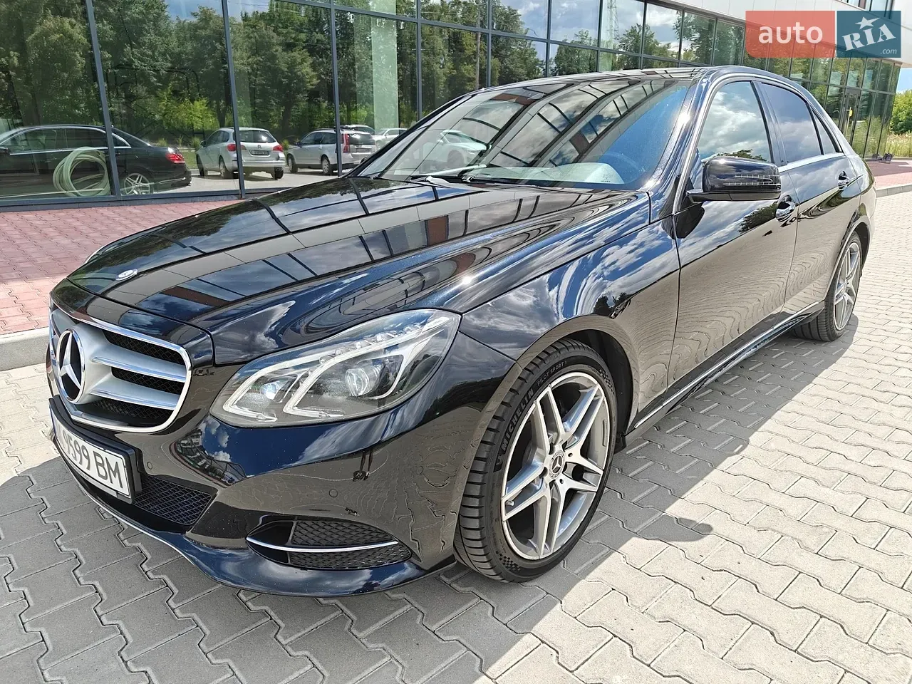 Mercedes-Benz E-Class 2013 photo 2