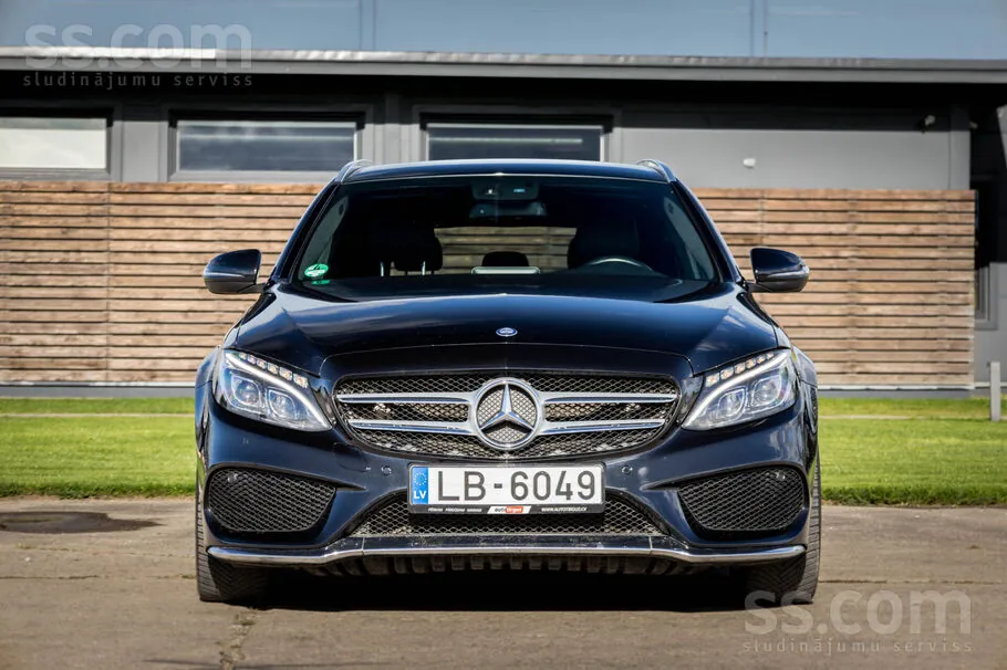 Mercedes-Benz C 220 2016 photo 3