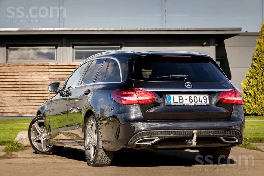 Mercedes-Benz C 220 2016 photo 4