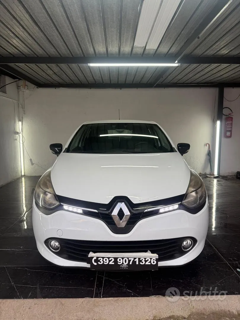 Renault Clio 2015 photo 2