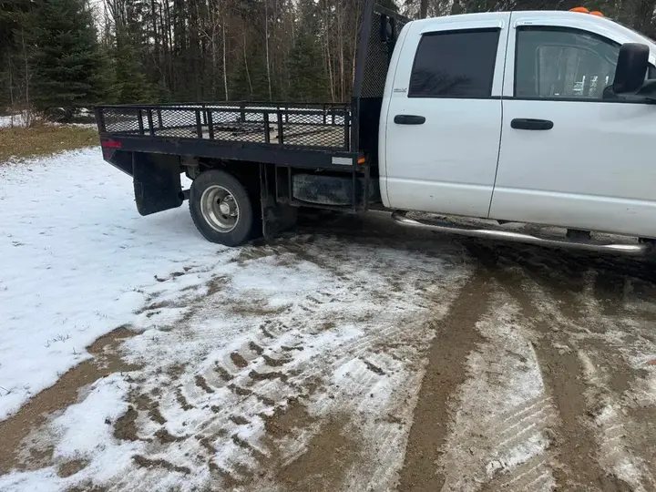 Dodge Ram 3500 2009 photo 2