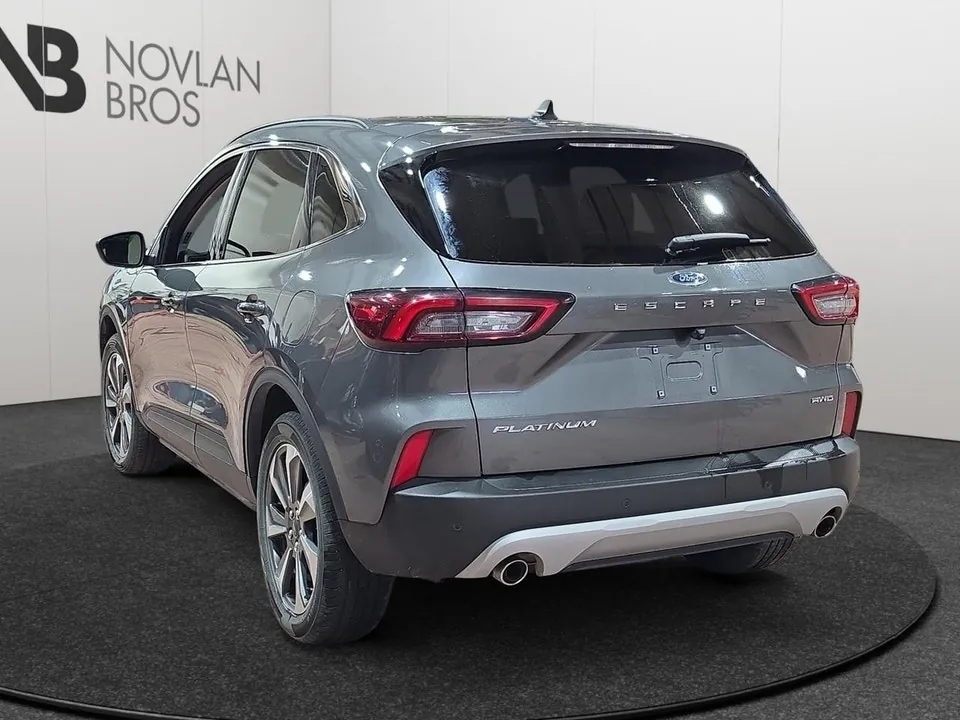 Ford Escape 2025 photo 3