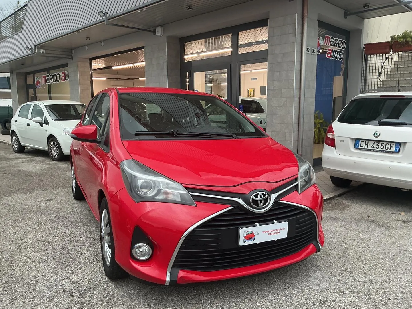Toyota Yaris 2015 photo 4