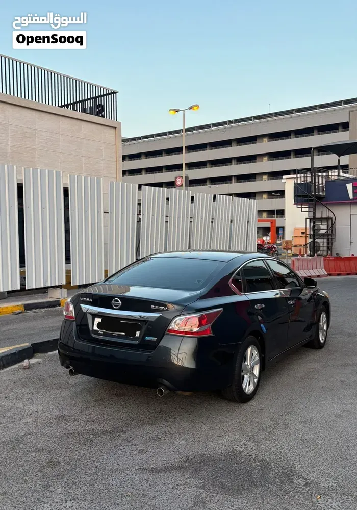 Nissan Altima 2015 photo 4