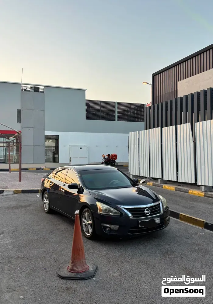 Nissan Altima 2015 photo 2