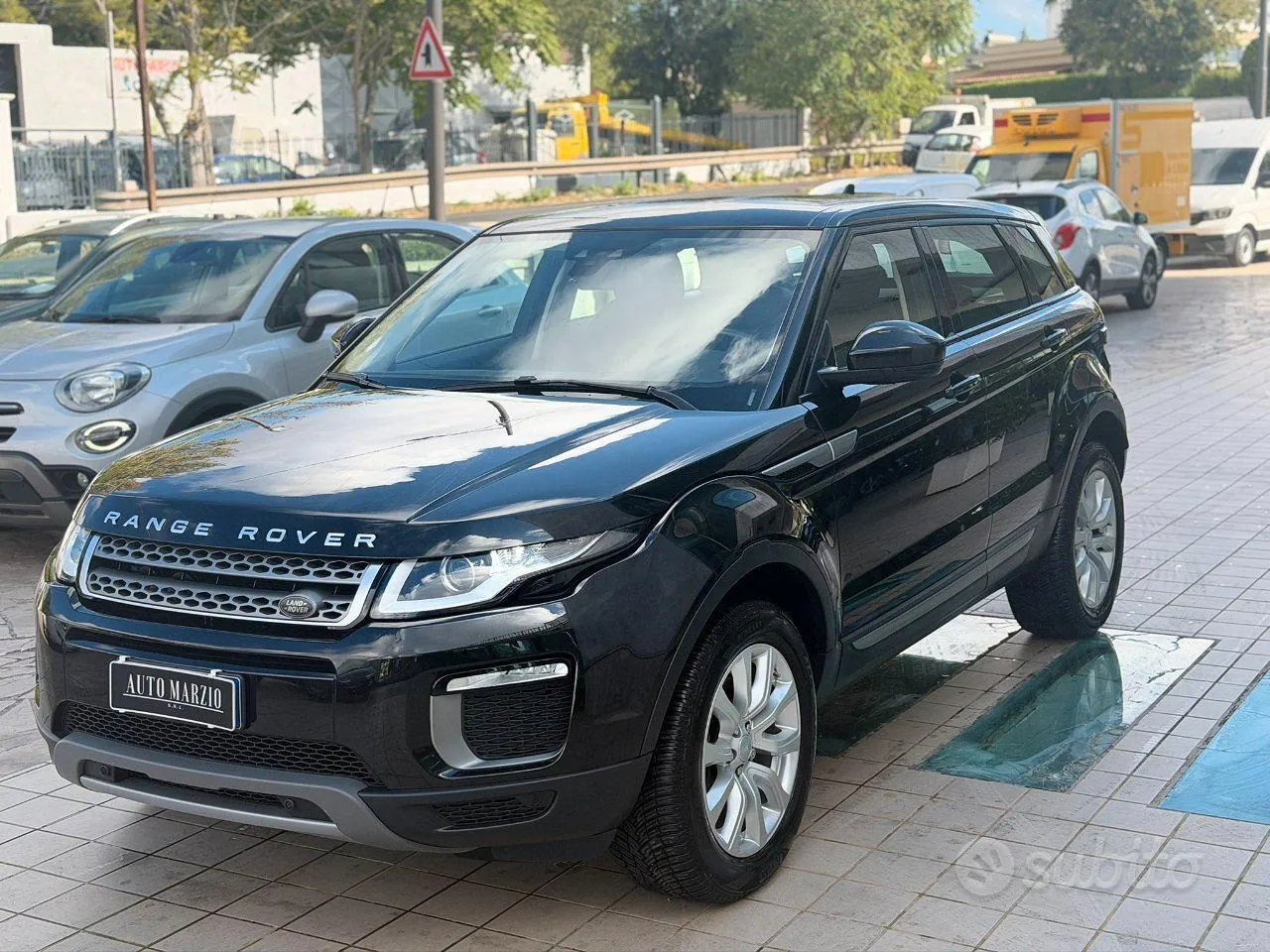 Land Rover Range Rover Evoque 2016 photo 2
