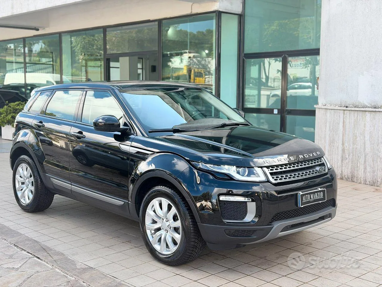 Land Rover Range Rover Evoque 2016 photo 3