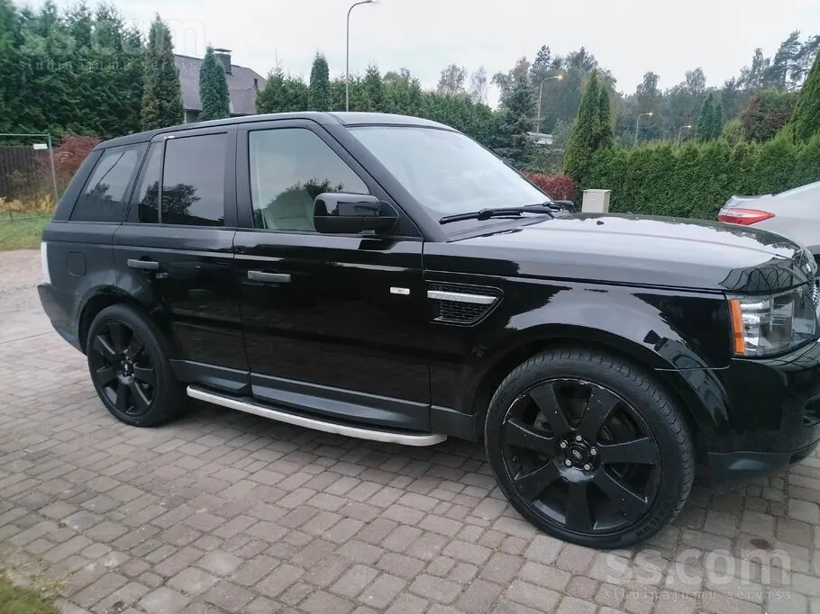 Land Rover Range Rover Sport 2011 photo 2