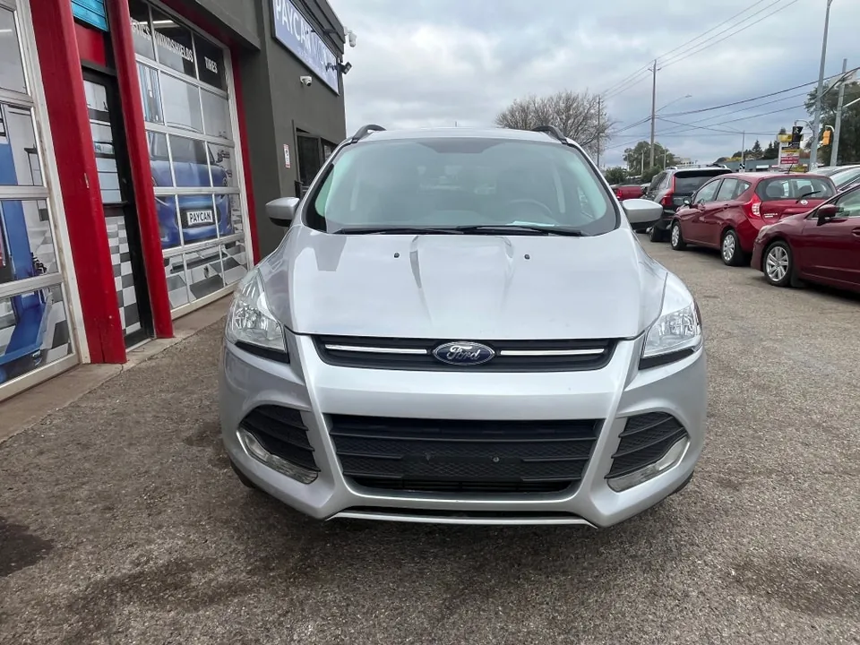 Ford Escape 2016 photo 2