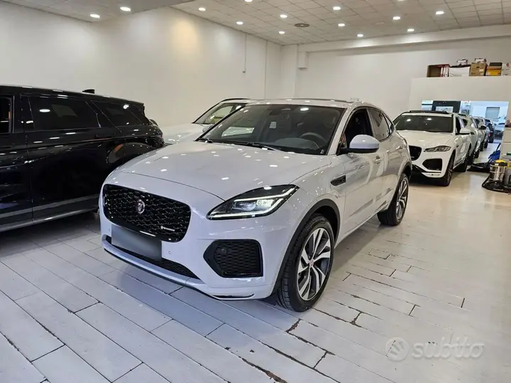 Jaguar E-Pace 2023 photo 4