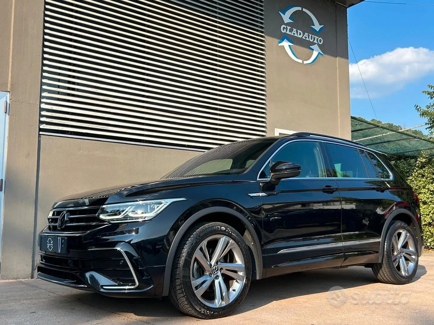 Volkswagen Tiguan 2022 photo 2