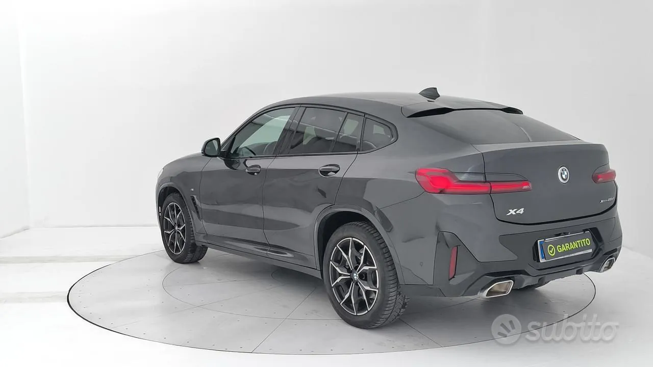 BMW X4 2022 photo 3