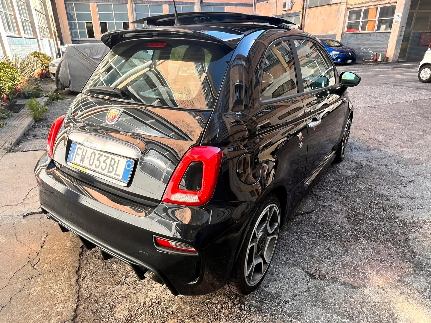 Abarth 500 2019 photo 2