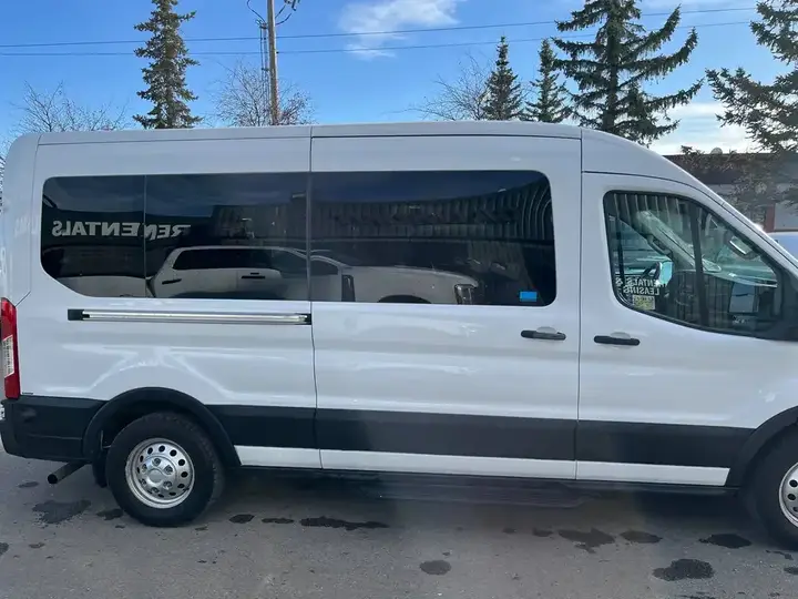 Ford Transit 2024 photo 5