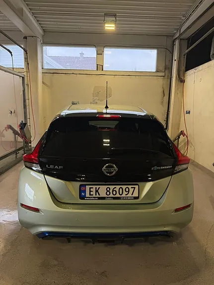 Nissan Leaf 2018 photo 4