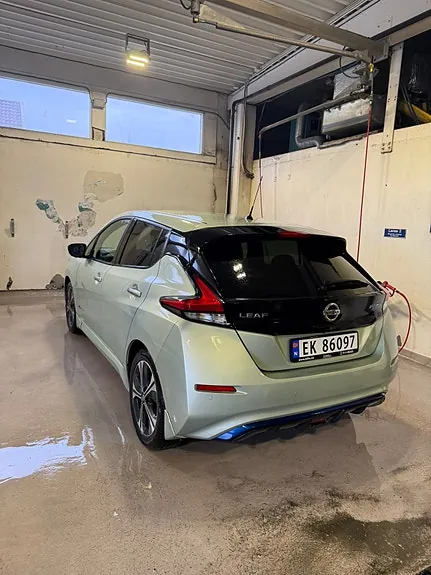 Nissan Leaf 2018 photo 3