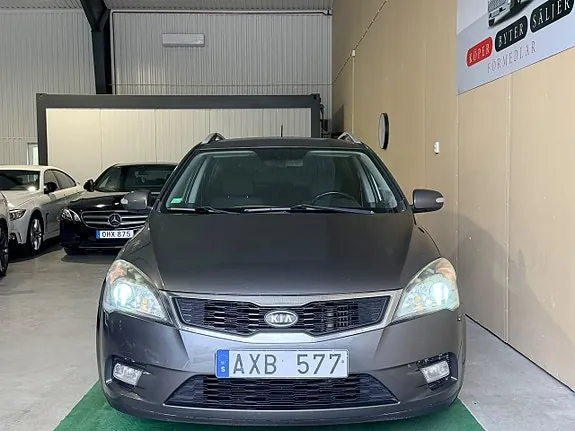 Kia Ceed 2010 photo 2