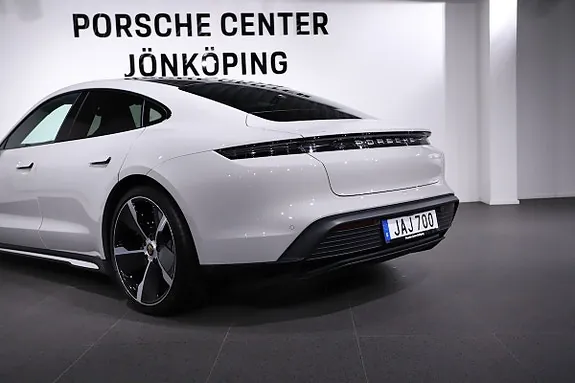 Porsche Taycan 2023 photo 4
