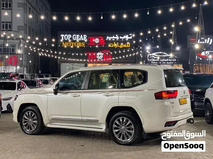 Toyota Land Cruiser 2024 photo 3