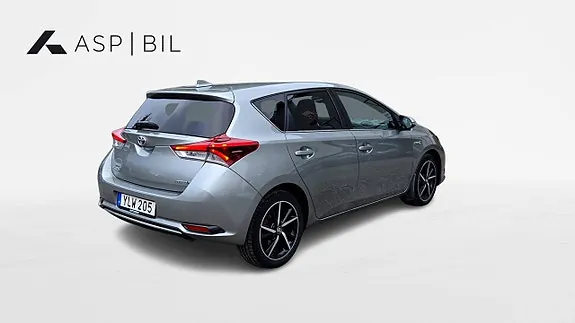 Toyota Auris 2018 photo 5