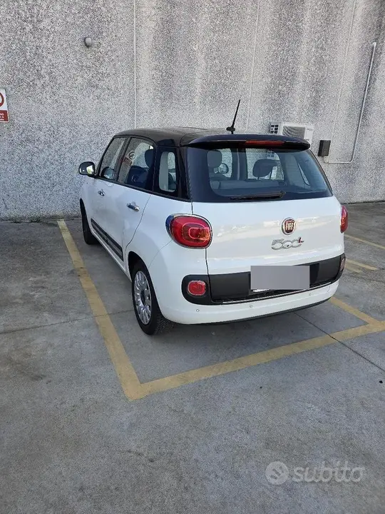 Fiat 500L 2016 photo 2