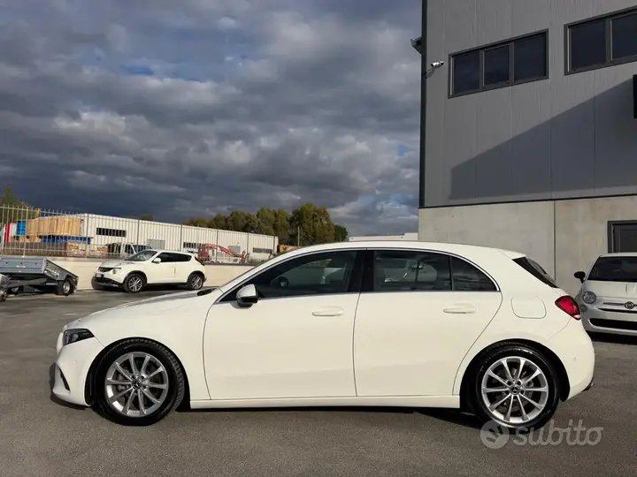 Mercedes-Benz A 180 2019 photo 4