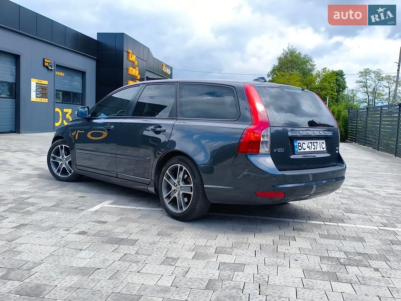 Volvo V50 2009 photo 4