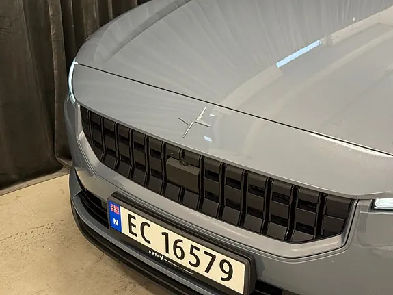 Polestar 2 2021 photo 4
