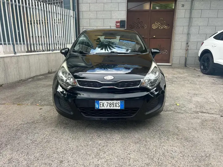 Kia Rio 2015 photo 3